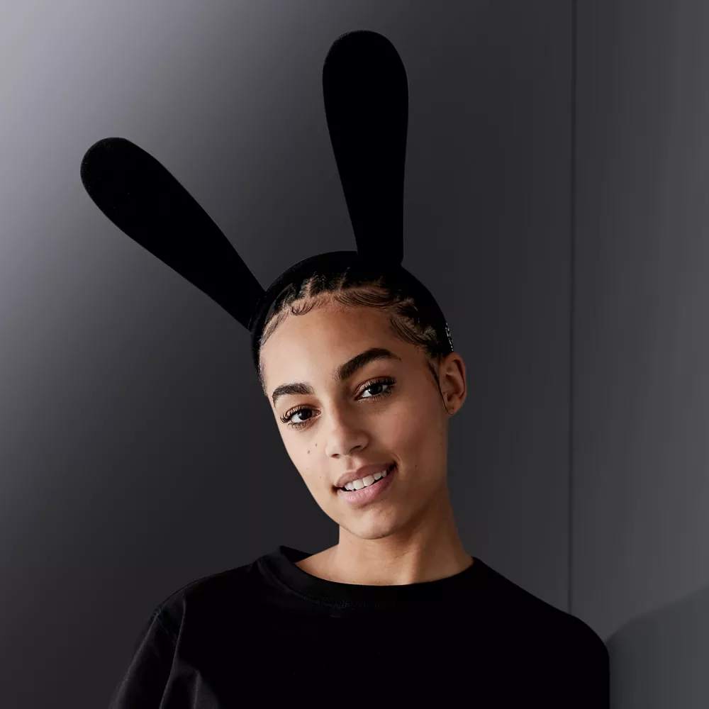 Serre-tête à Oreilles Oswald Le Lapin Chanceux Disney100 Pour Adultes 2 Serre-tête à Oreilles Oswald Le Lapin Chanceux Disney100 Pour Adultes – Image 2