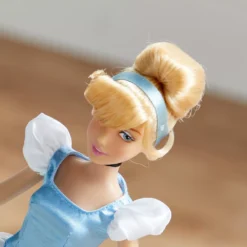 Disney Store Poupée Classique Cendrillon -Jouets Soldes 460011772363 2