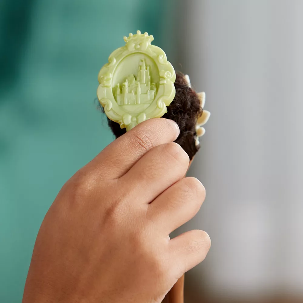 Disney Store Poupée Classique Tiana, La Princesse Et La Grenouille 6 Disney Store Poupée Classique Tiana, La Princesse Et La Grenouille – Image 6