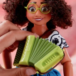 Disney Store Poupée Musicale Mirabel, Encanto : La Fantastique Famille Madrigal 7 Disney Store Poupée Musicale Mirabel, Encanto : La Fantastique Famille Madrigal -Jouets Soldes 460022220242 2