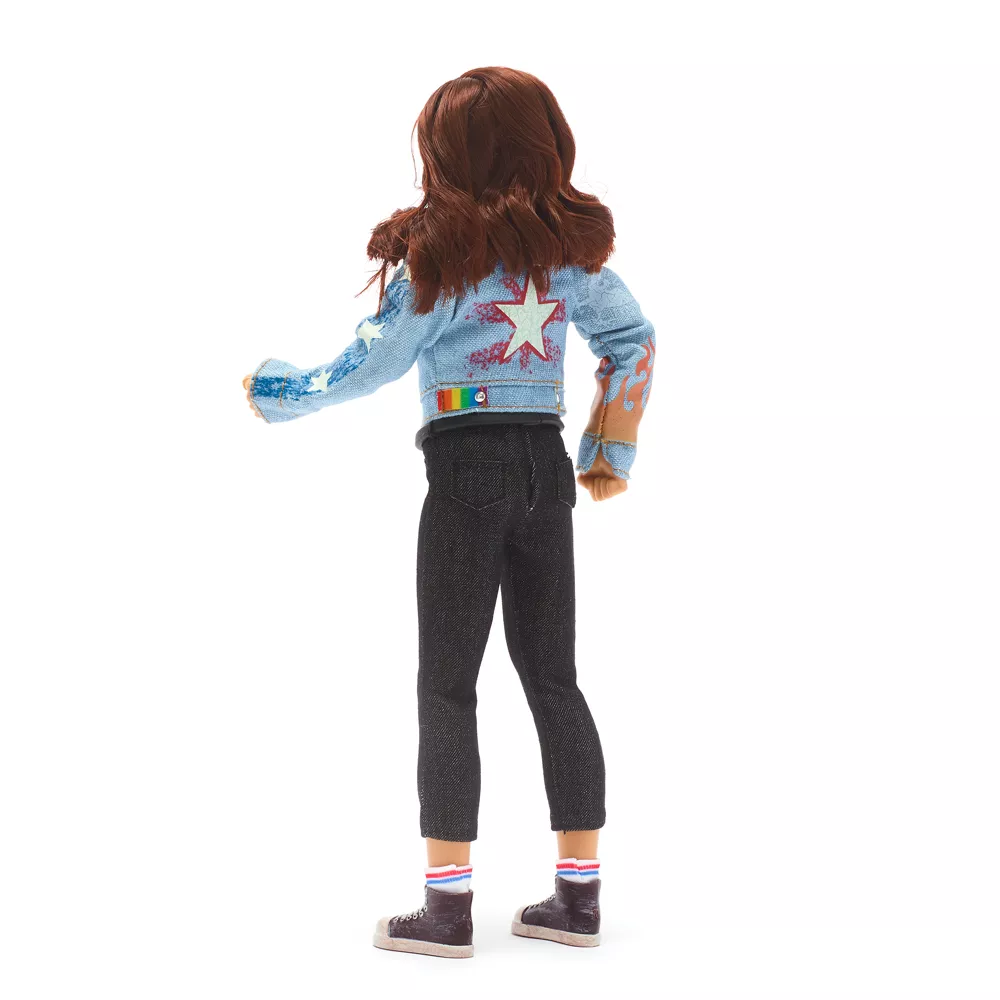 Disney Store Poupée America Chavez En édition Spéciale 5 Disney Store Poupée America Chavez En édition Spéciale – Image 5