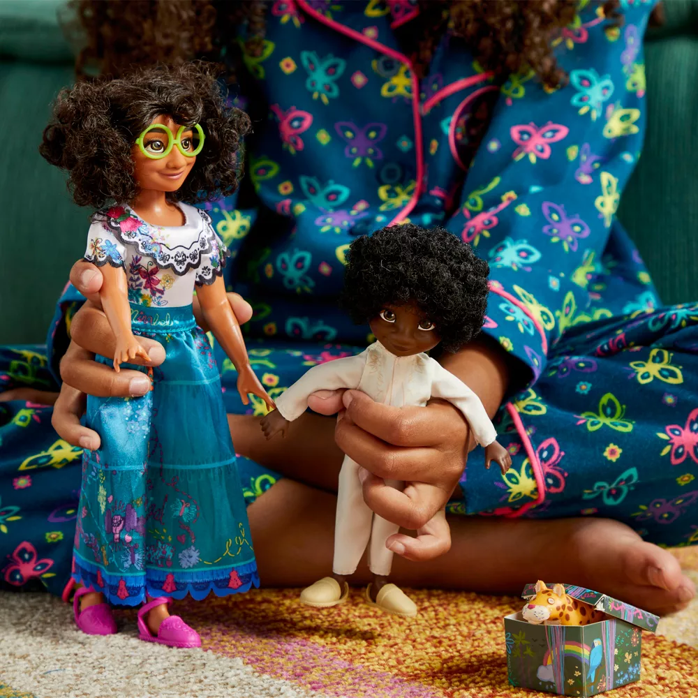 Jakks Ensemble Cérémonie De Mirabel Et Antonio, Encanto La Fantastique Famille Madrigal 2 Jakks Ensemble Cérémonie De Mirabel Et Antonio, Encanto La Fantastique Famille Madrigal – Image 2