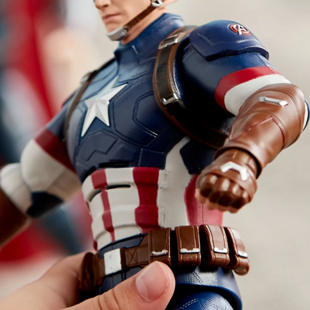 Disney Store Figurine Captain America Articulée Et Parlante 3 Disney Store Figurine Captain America Articulée Et Parlante – Image 3