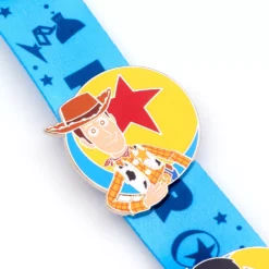 Disney Store Ensemble Pin's Et Tour De Cou Pixar -Jouets Soldes 466042753869 4
