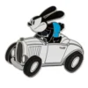 Pin's Oswald Le Lapin Chanceux En Voiture Disney100